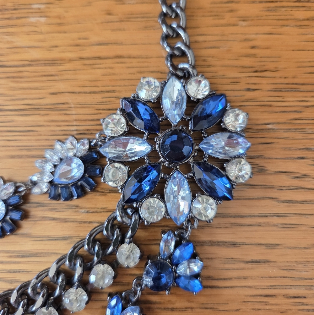 Sparkly Blue Clear Rhinestone Statement Necklace … - image 3